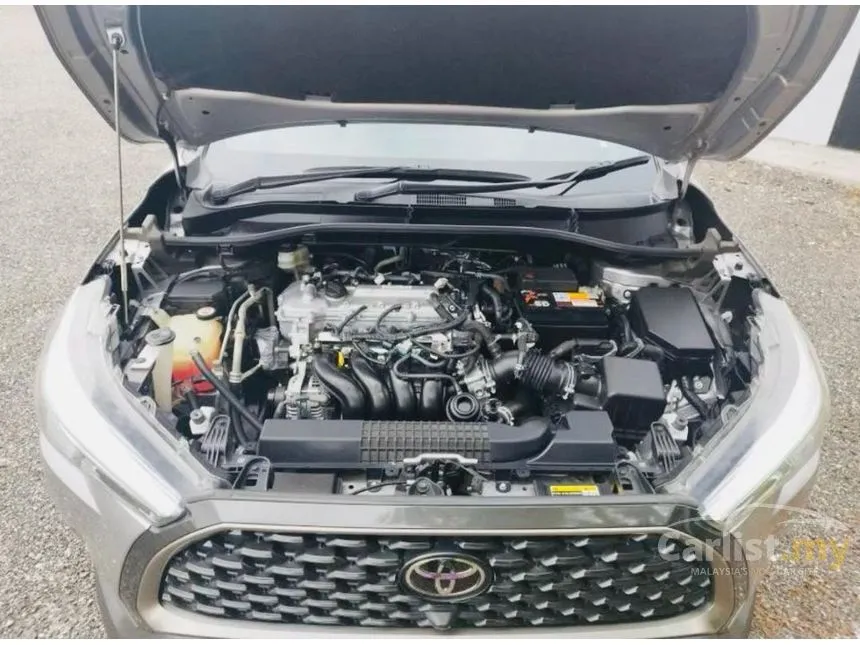 2022 Toyota Corolla Cross V SUV