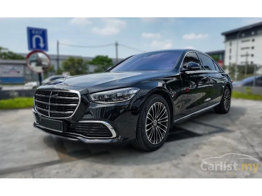 2022 Mercedes-Benz S580e Sedan