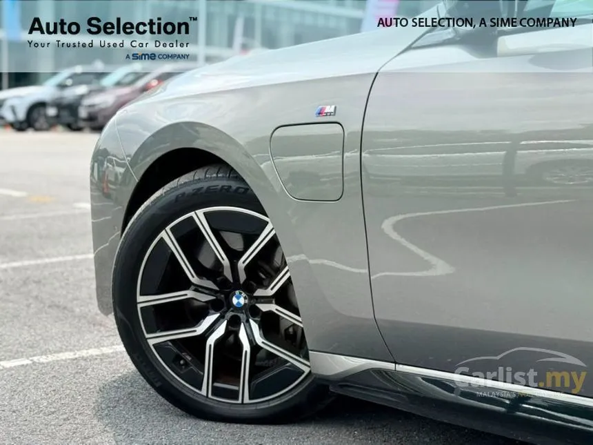 2024 BMW 750e xDrive M Sport Pure Excellence Sedan