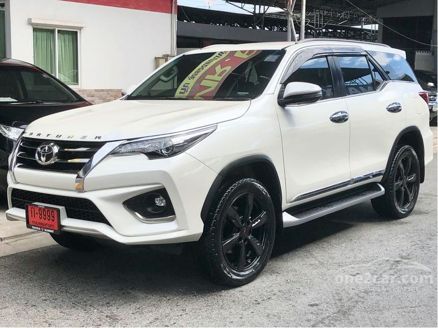 2018 Toyota Fortuner 2.8 (ปี 15-18) TRD Sportivo SUV AT for sale on One2car