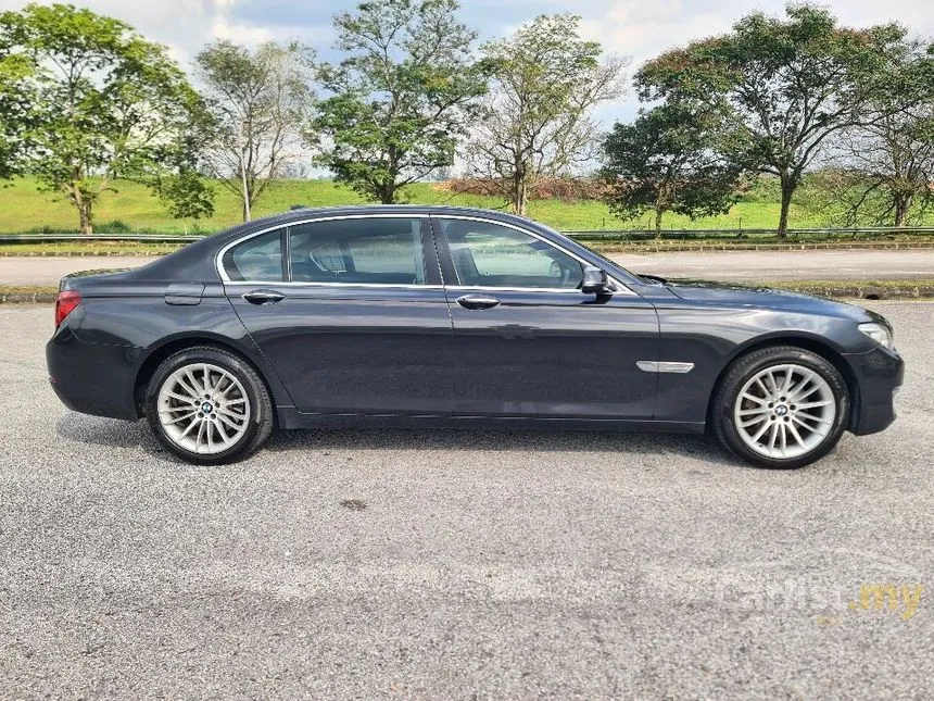 2014 BMW 730Li Sedan