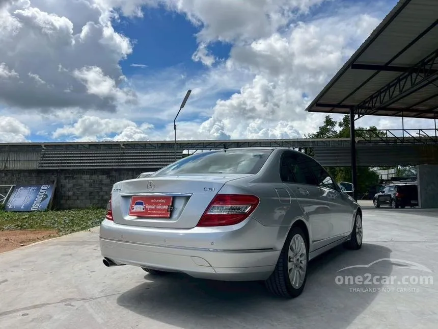 2010 Mercedes-Benz C200 CGI BlueEFFICIENCY Sedan