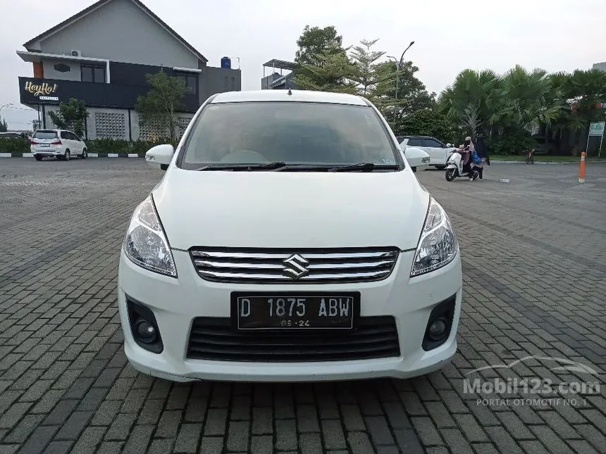 Jual Mobil Suzuki Ertiga 2014 GX 1.4 di Jawa Barat Manual MPV Putih Rp 122.000.000