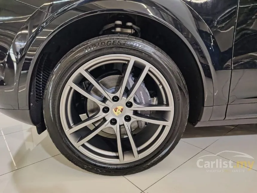 2022 Porsche Cayenne SUV