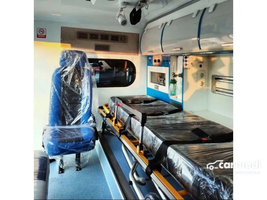 2025 Toyota Hilux Rangga Standard Dry Box Side Doors Pickup