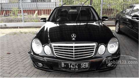 Pilihan Mobkas Mercedes-Benz Seharga Toyota Calya, Ada yang Anti Peluru