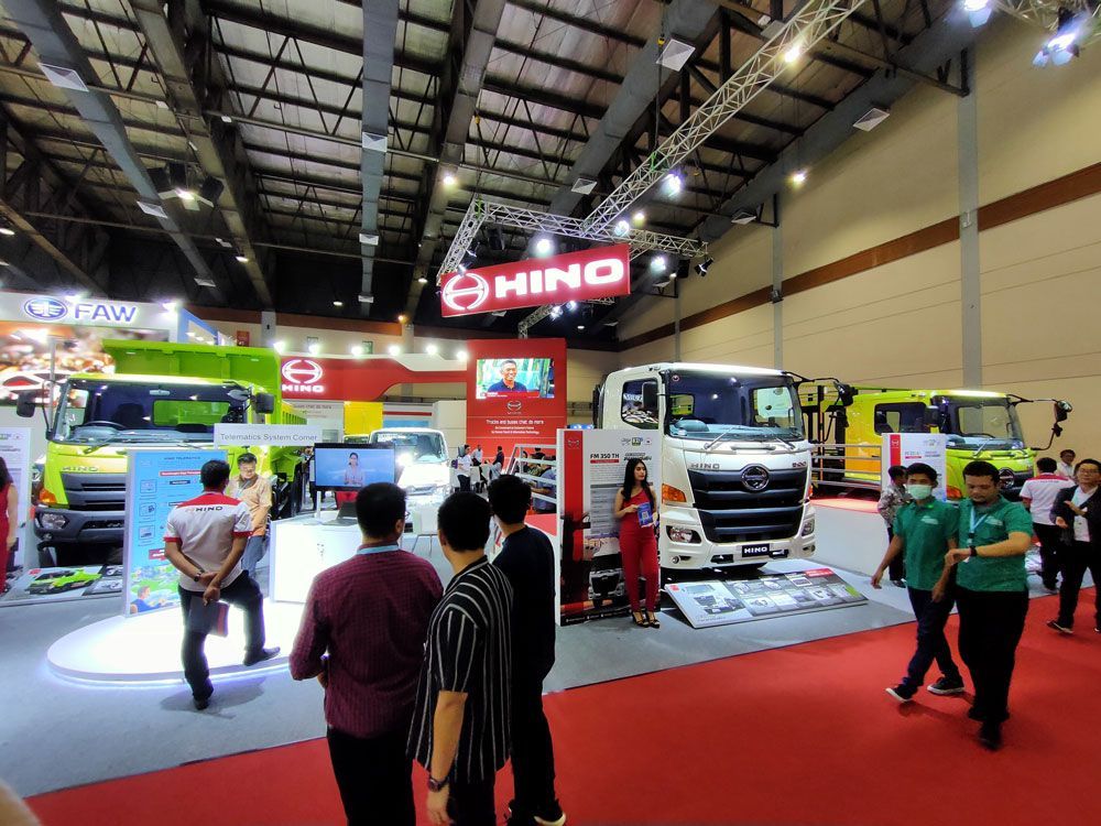 Hino Produksi Setengah Juta Truk dan Bus Selama 37 Tahun di Indonesia