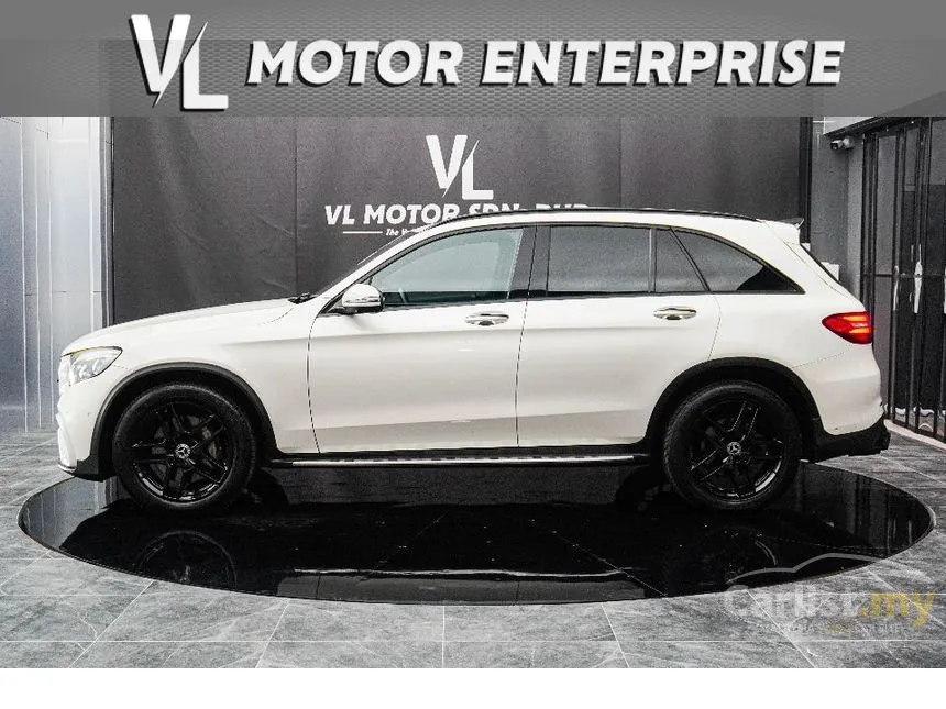 2019 Mercedes-Benz GLC250 4MATIC AMG Line SUV