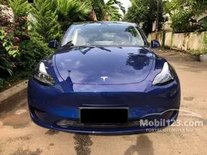 2022 Tesla Model Y Standard SUV