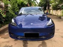 2022 Tesla Model Y 0.0 Standard Range Wagon
