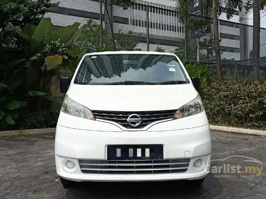 2022 Nissan NV200 Panel Van