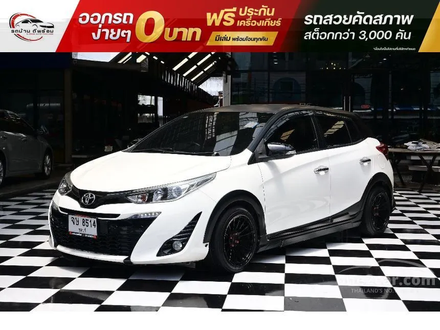2020 Toyota YARIS High Cross Hatchback
