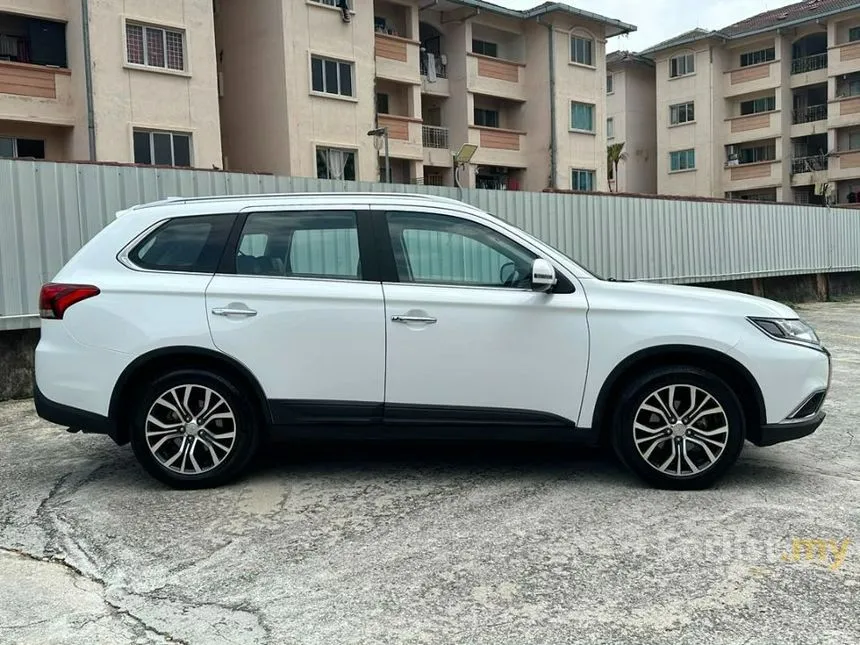 2018 Mitsubishi Outlander SUV