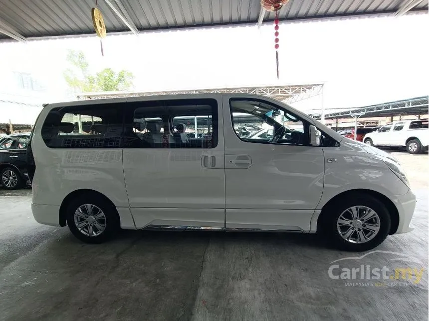 2017 Hyundai Grand Starex Royale Premium MPV