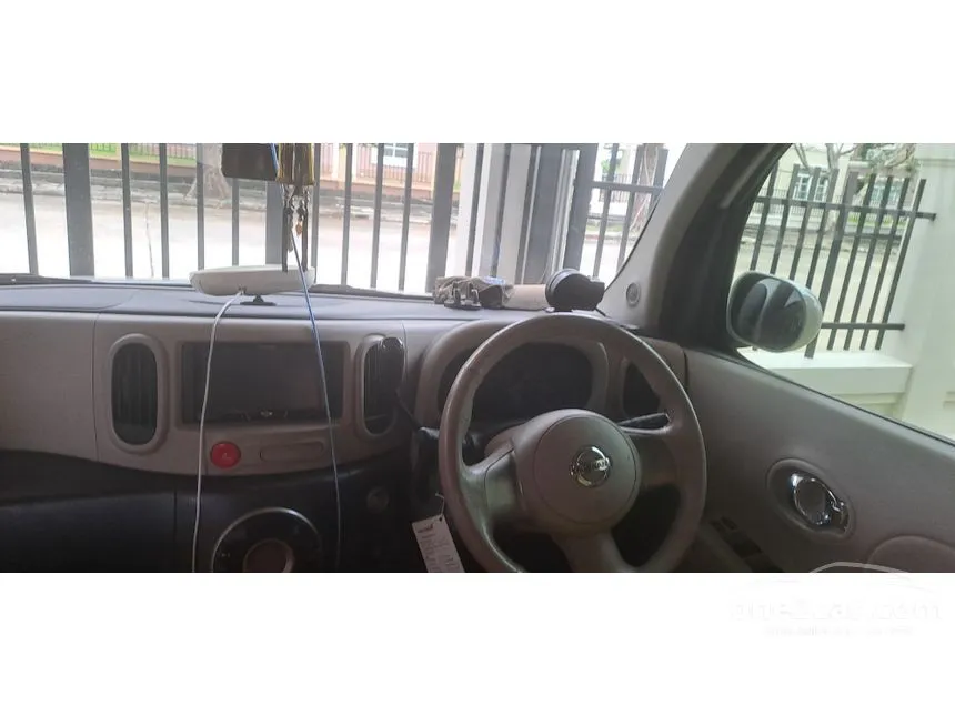 2012 Nissan CUBE Z12 Hatchback