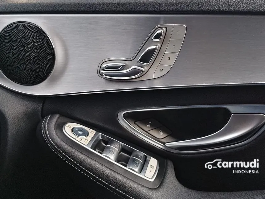 2018 Mercedes-Benz C200 AMG Line Sedan