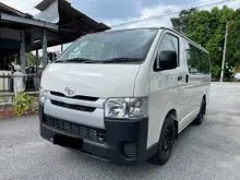 2022 New Toyota Hiace 2.5 Low Roof Window Van