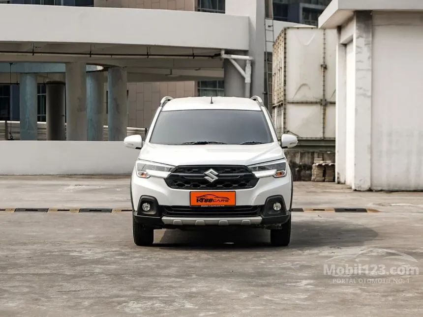 2023 Suzuki XL7 Beta Hybrid SUV