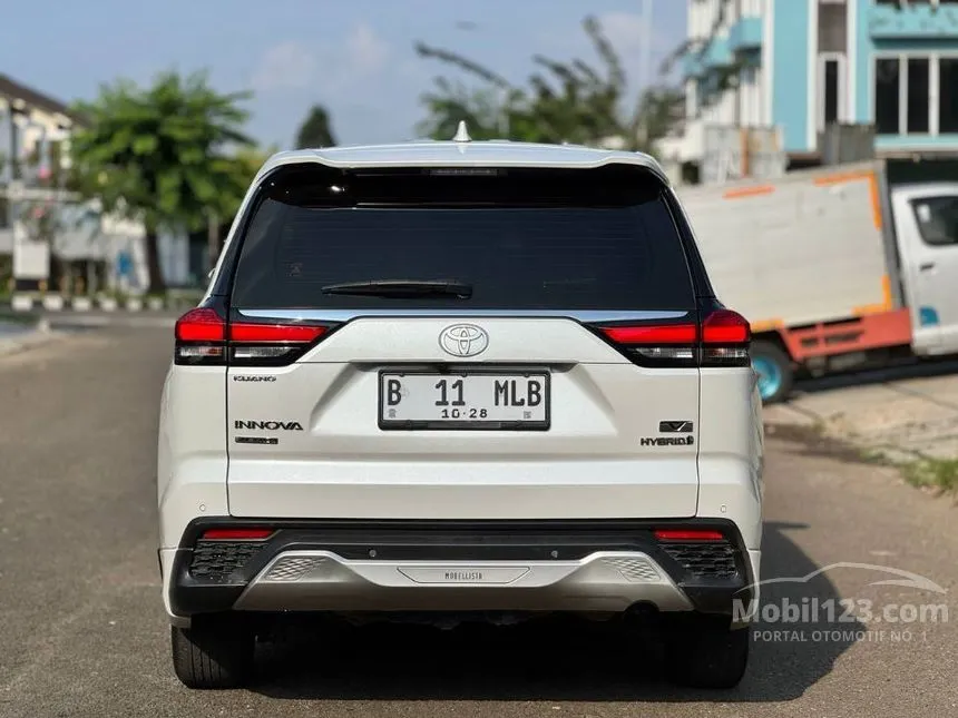 2023 Toyota Kijang Innova Zenix V HV Modellista (Non Premium Color) MPV