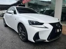 2017 Lexus IS 300 2.0 F Sport Sedan PUSH START/KEYLESS/REVERSECAMERA/POWERSEAT