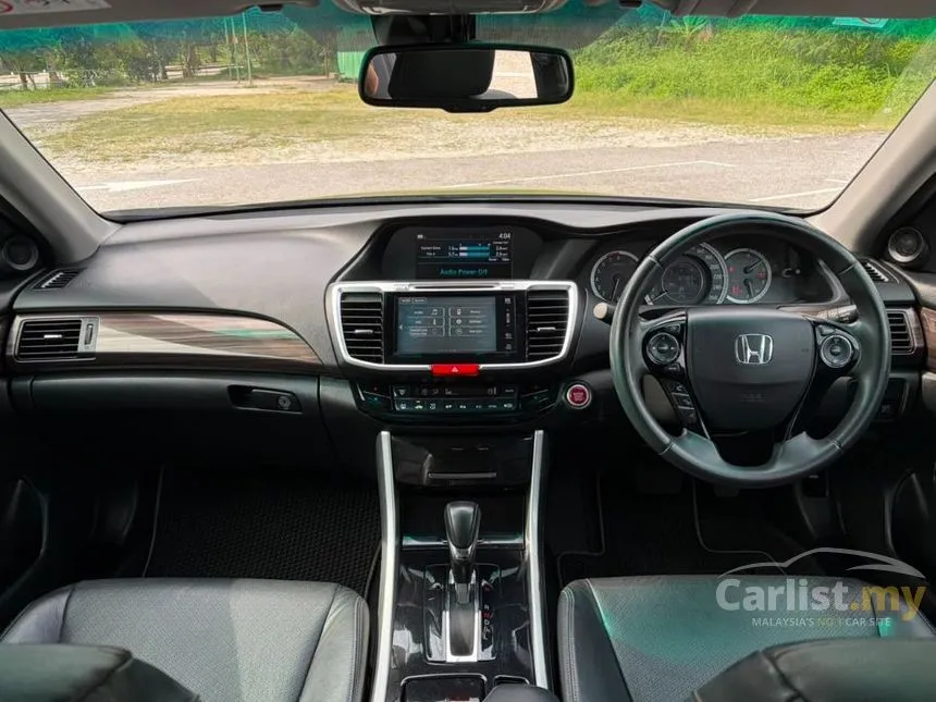 2016 Honda Accord VTi-L Sedan