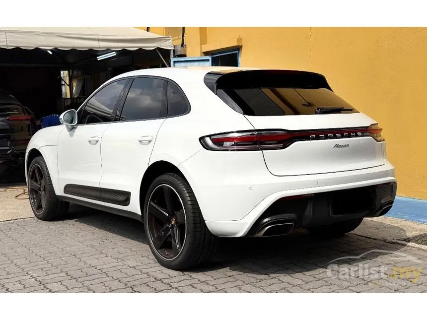 2022 Porsche Macan SUV