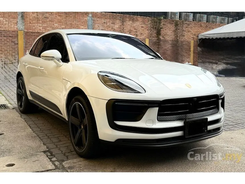 2022 Porsche Macan SUV