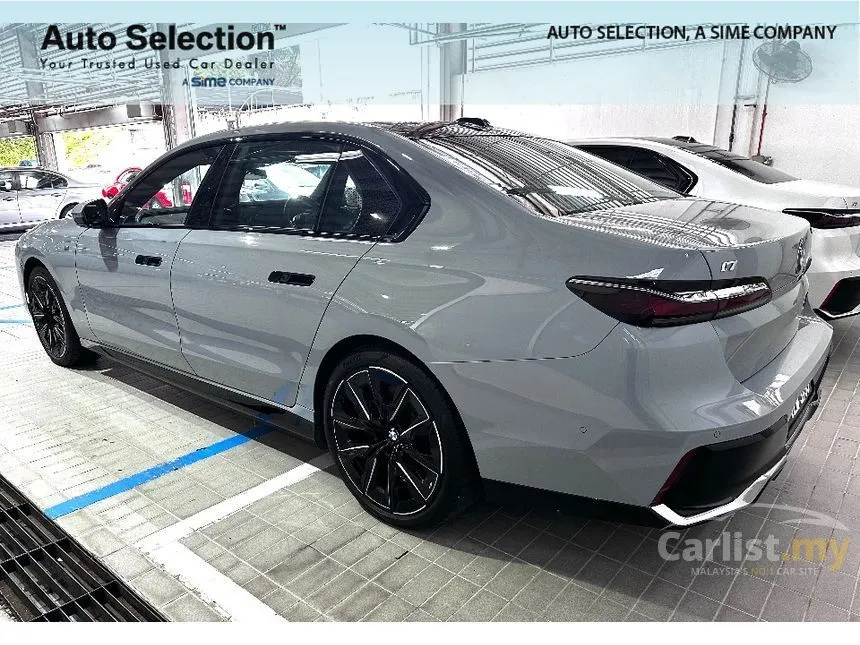 2023 BMW i7 xDrive60 M Sport Sedan