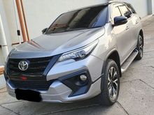 2019 Toyota Fortuner 2.4 TRD SUV