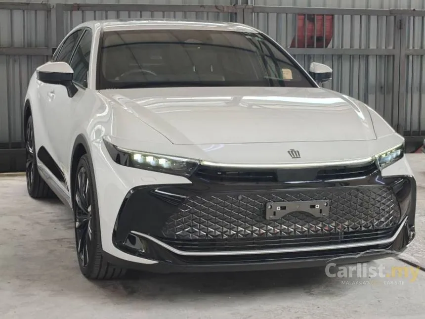 2022 Toyota Crown RS Advance Sedan