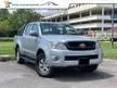 Used Toyota Hilux 2.5 G Dual Cab Pickup Truck (A) ONE OWNER/ TIPTOP CONDITION