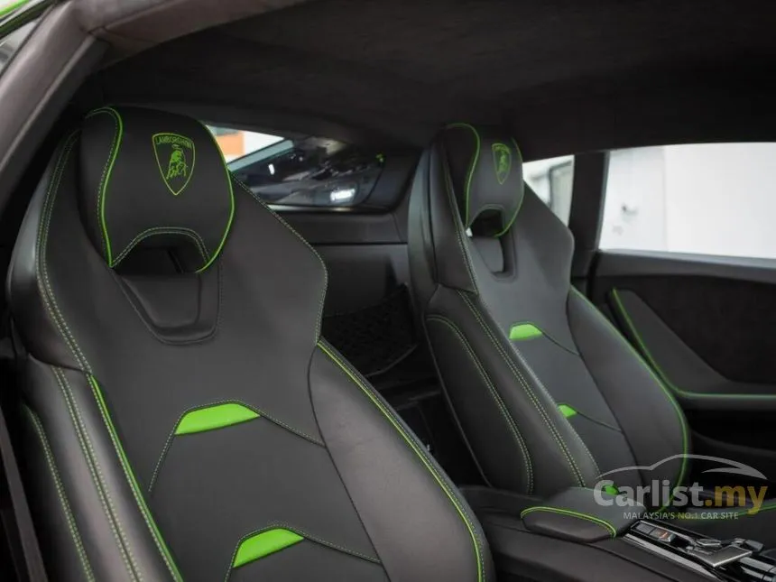 2022 Lamborghini Huracan Evo Coupe
