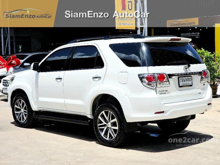 2012 Toyota FORTUNER V SUV