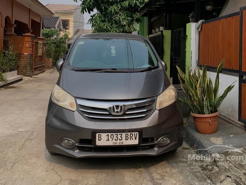 Jual Mobil Honda Freed 2013 E 1.5 di DKI Jakarta Automatic MPV Abu