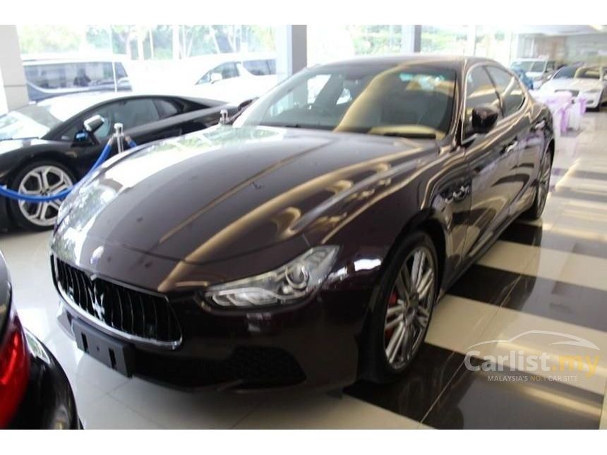 2014 Maserati Ghibli S Sedan