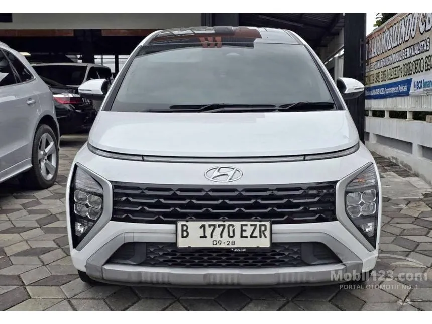 Jual Mobil Hyundai Stargazer 2023 Prime 1.5 di Jawa Barat Automatic MPV Silver Rp 218.000.000