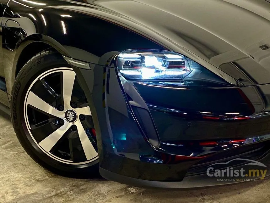 2021 Porsche Taycan 4S Sedan