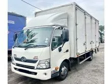 HINO XZC720 BOX 17FT 10 DOORS 7500KG LORRY #5850VFH - KAWAN