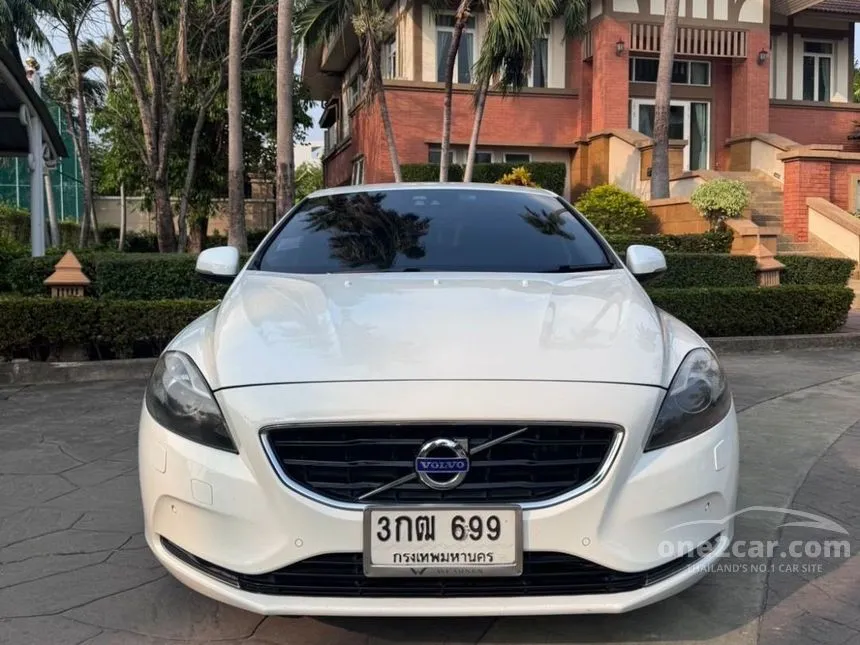 2014 Volvo V40 T5 S Wagon