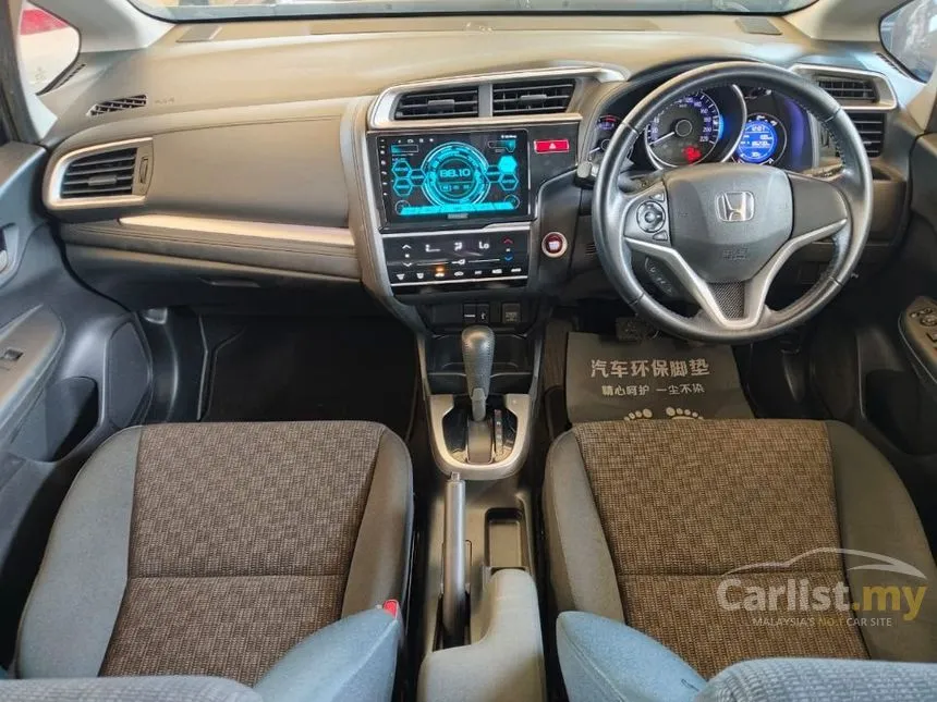 2014 Honda Jazz V Hatchback