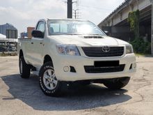 2013 Toyota Hilux 2.5 G VNT Pickup Truck SINGLE CAB