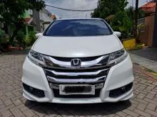 2014 Honda Odyssey 2.4 MPV sliding door