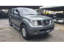 2011 Nissan Navara MT 4WD CANOPY