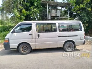 2005 Toyota Hiace 3.0 Window Van Van