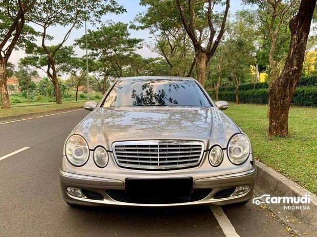 Buy New Used Mercedes Benz E240 Car Price List Car Reviews 2021 Carmudi Indonesia