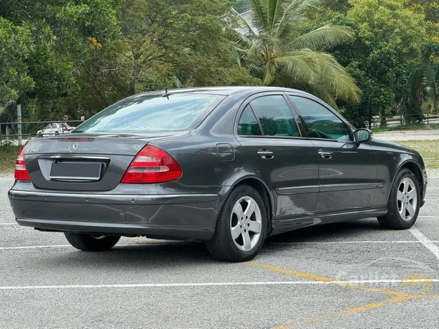 2005 Mercedes-Benz E240 Sedan