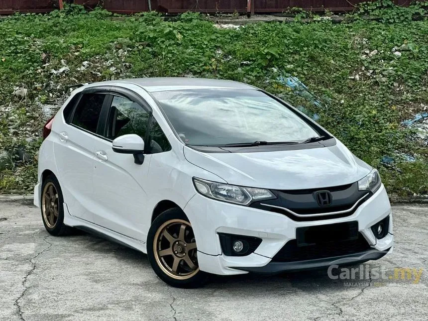 2016 Honda Jazz V Hatchback
