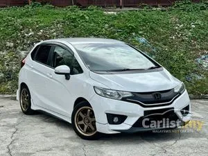 2016 Honda Jazz 1.5 V Hatchback