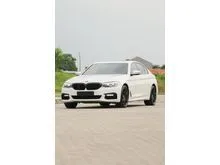 2020 BMW 520i 2.0 M Sport 75th Edition Sedan G30 (Faktur 2021) White on Black Odo 18 Rb (TERMURAH)