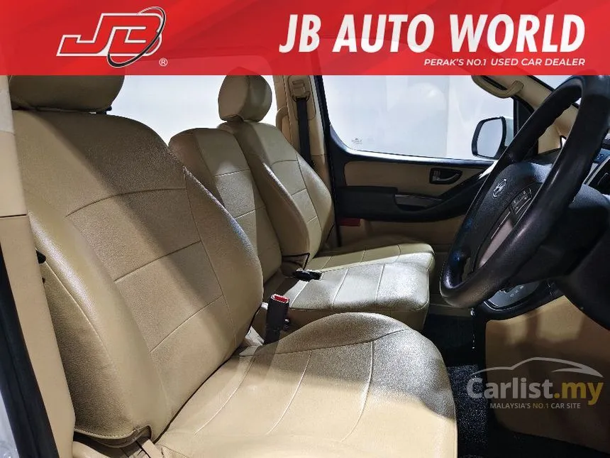 2019 Hyundai Grand Starex Executive MPV